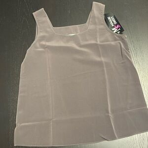 NWT Maggie sweet top